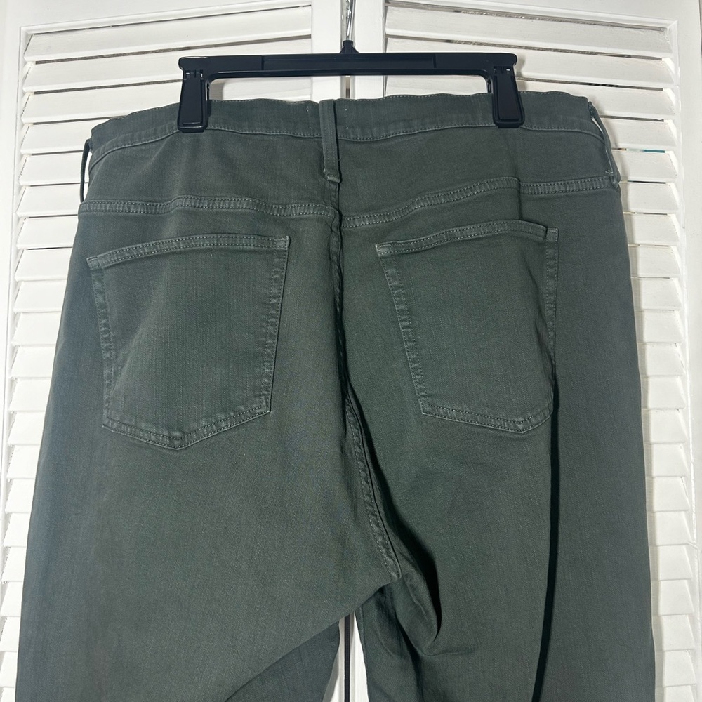 J.Crew Vintage Straight Jeans in Garment Fall Green Dyed Denim Womens Size 35 - Picture 9 of 16